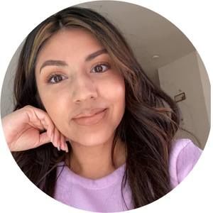 Meet your Posher, Mayra